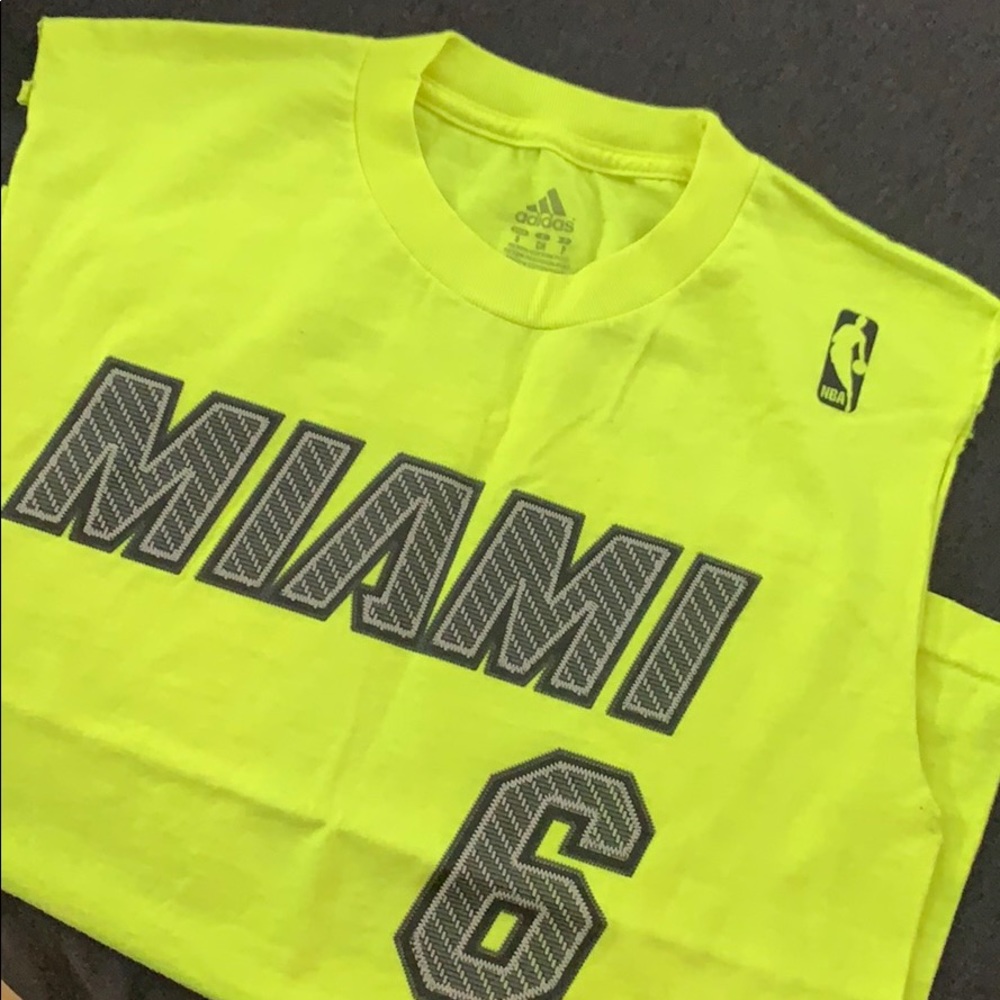 *RARE* NBA Miami Lebron Cutsleeve